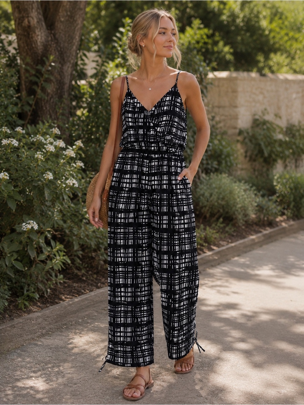 Madewell Black & White Printed Wide-Leg Jumpsuit. Size Small
